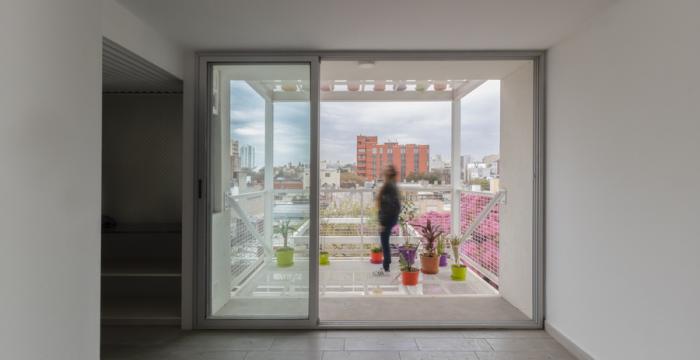 BIM建筑|卡塔马卡公寓，以诗与艺术点缀空白 / Carlos Alejandro Ciravegna