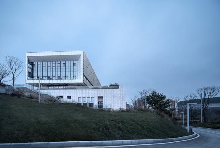 BIM建筑|版权云工作基地——国内首发国家数字音像传播服务平台 / 上海华都建筑规划设计