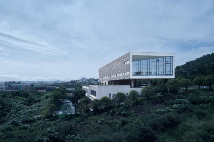 BIM建筑|版权云工作基地——国内首发国家数字音像传播服务平台 / 上海华都建筑规划设计