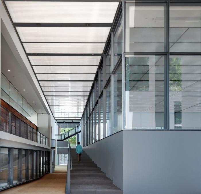 BIM建筑|错位咬合，营造光影院落——车公庙体育馆 / 建筑署