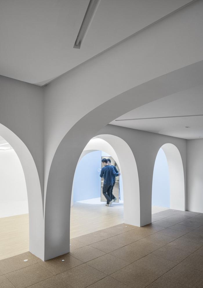 BIM建筑|健身女博主的私人工作室 / 大海小燕设计工作室