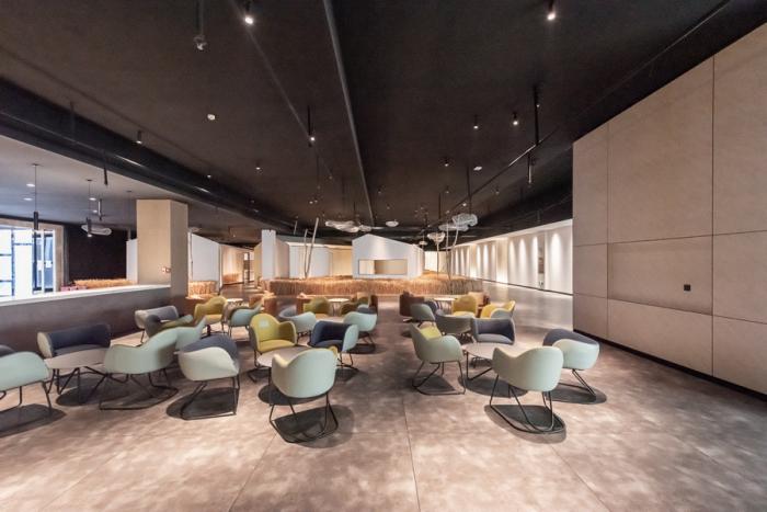 BIM建筑|寰盟东南亚设计中心办公空间 / 长空创作