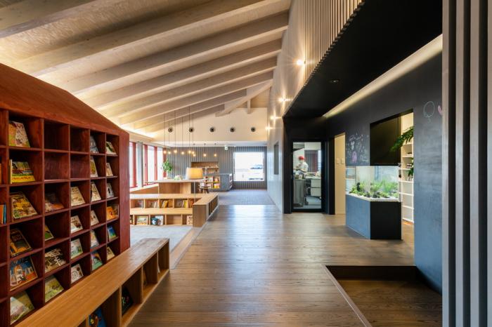 BIM建筑|KNO日托所，屋檐下的图书森林 / 日比野设计 + Youji no Shiro