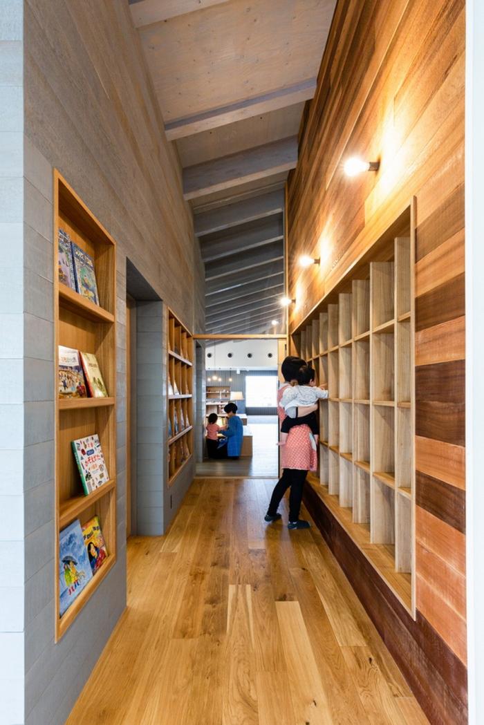 BIM建筑|KNO日托所，屋檐下的图书森林 / 日比野设计 + Youji no Shiro