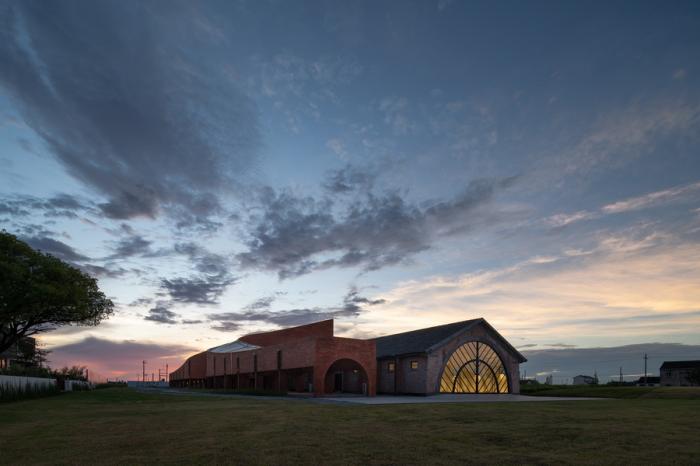 BIM建筑|陶仓艺术中心，嘉兴 / 裸筑更新