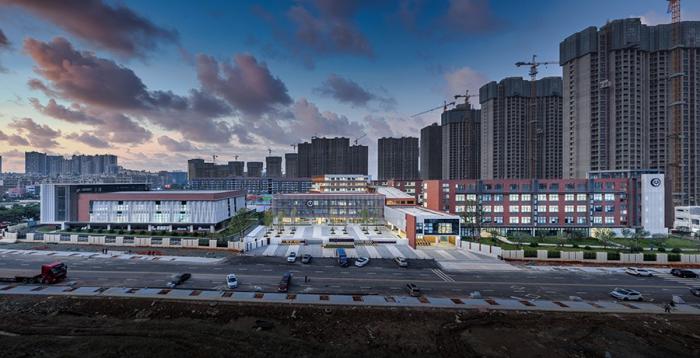 BIM建筑|长沙康礼·克雷格公学 / 象外营造工作室 & 深圳市建筑设计研究总院有限公司