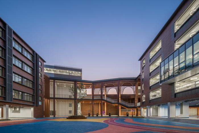 BIM建筑|长沙康礼·克雷格公学 / 象外营造工作室 & 深圳市建筑设计研究总院有限公司