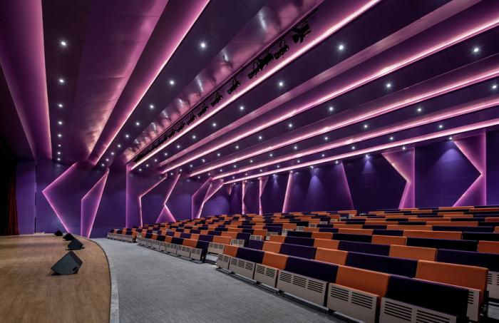 BIM建筑|长沙康礼·克雷格公学 / 象外营造工作室 & 深圳市建筑设计研究总院有限公司