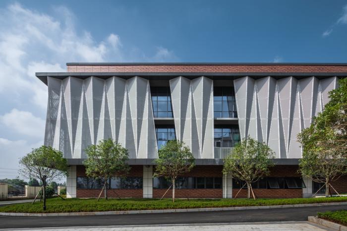 BIM建筑|长沙康礼·克雷格公学 / 象外营造工作室 & 深圳市建筑设计研究总院有限公司