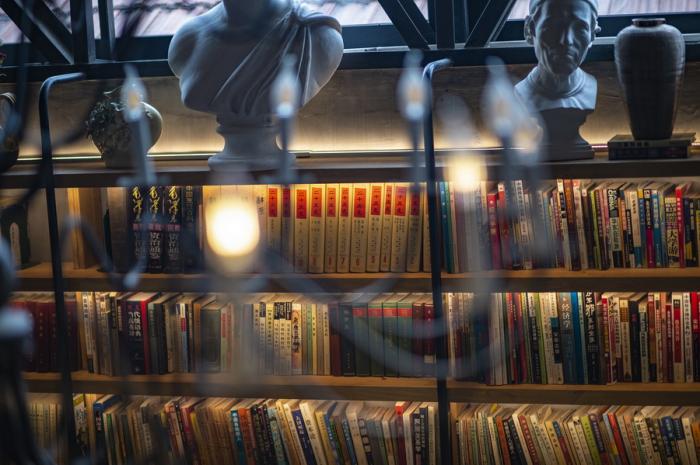 BIM建筑|厂仓围合——京郊厂房民宿改造 / CCDI卝智设计