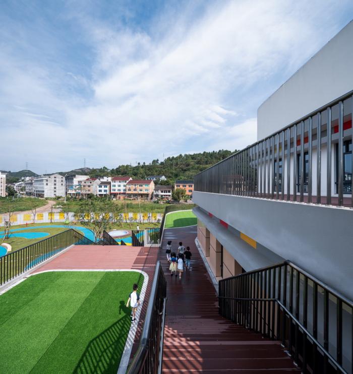 BIM建筑|三门健跳大孚双语幼儿园，台州 / 上海思序建筑规划设计