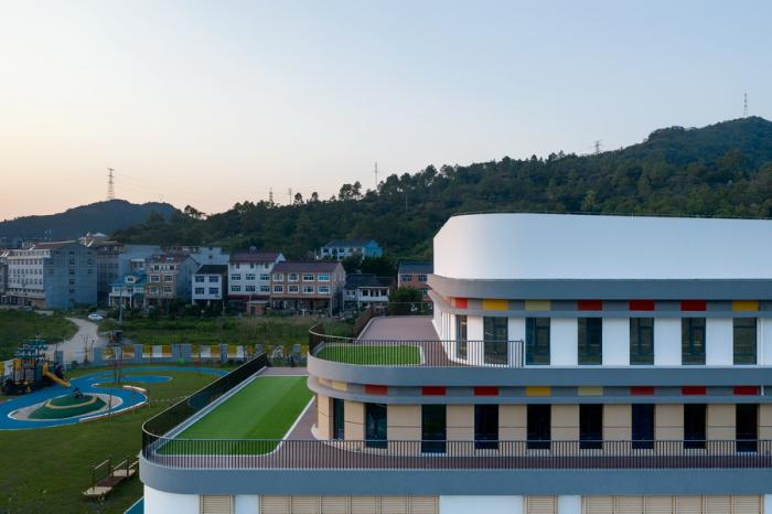 BIM建筑|三门健跳大孚双语幼儿园，台州 / 上海思序建筑规划设计