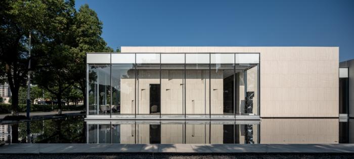 BIM建筑|十棵大香樟下的三进院子：未来城展示馆 / 孟凡浩-gad · line+ studio