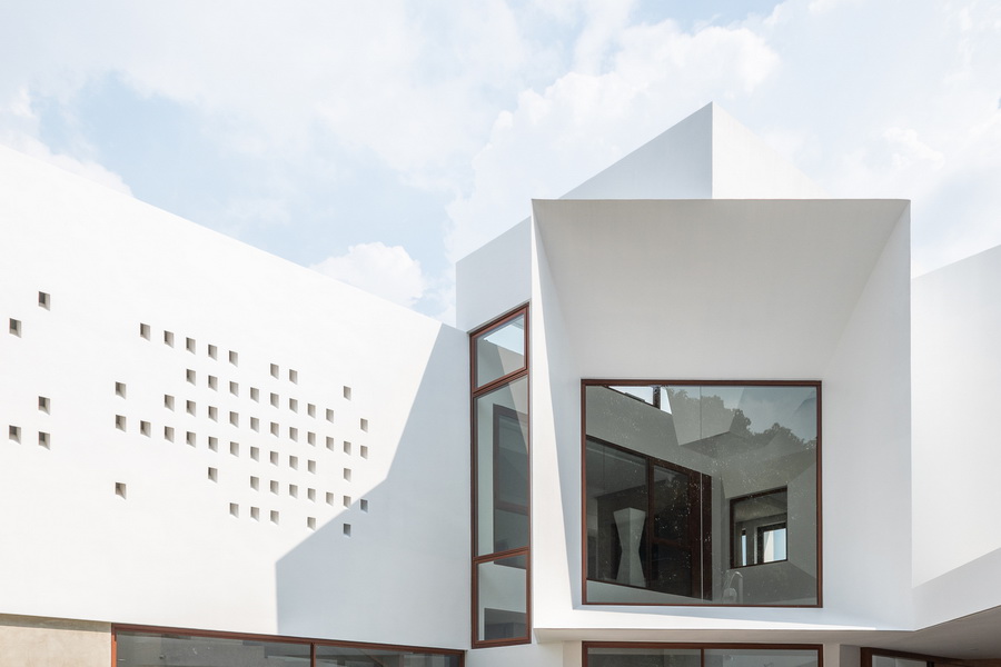 BIM建筑|观景宅 / Jim Caumeron Design