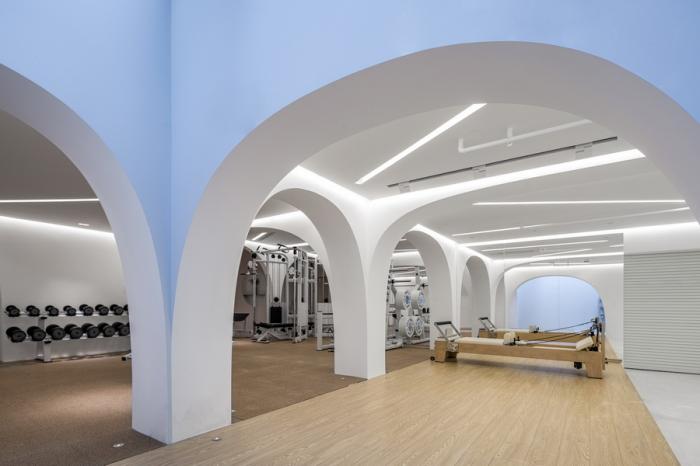 BIM建筑|健身女博主的私人工作室 / 大海小燕设计工作室