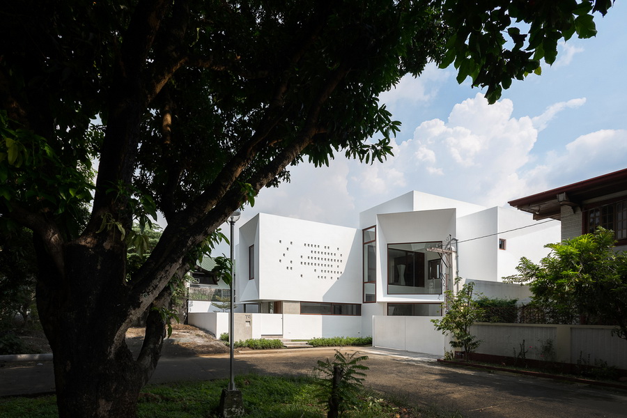 BIM建筑|观景宅 / Jim Caumeron Design