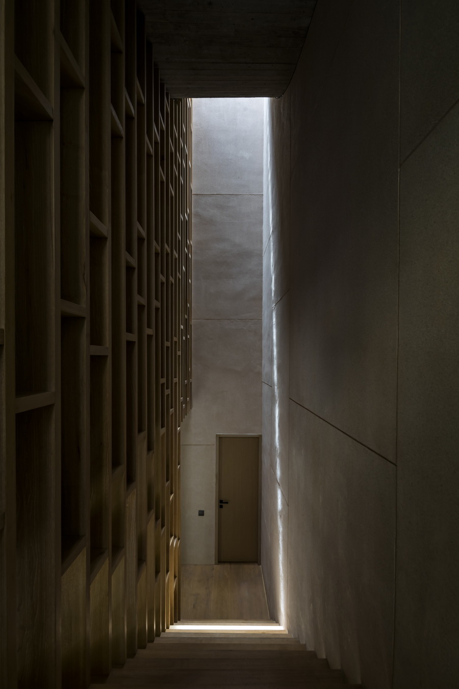 BIM建筑|越南Tan Dinh住宅，简居于“桥上” / MIA Design Studio