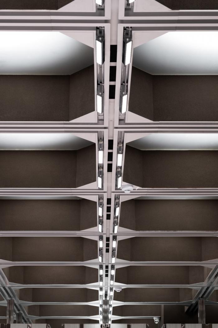 BIM建筑|秩序中的百变空间——J1M5 买手店 / 万社设计