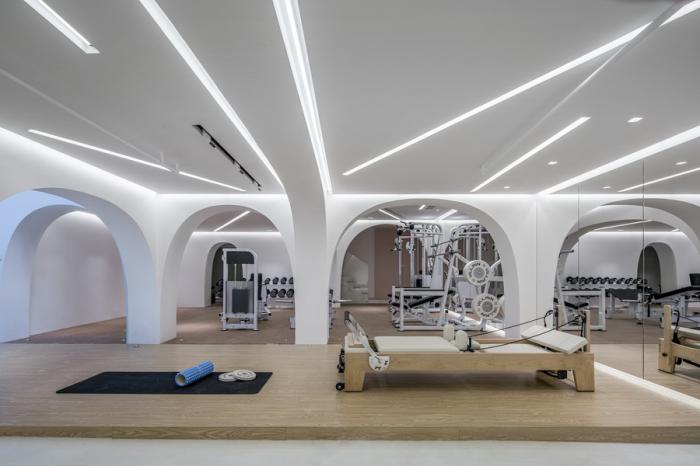 BIM建筑|健身女博主的私人工作室 / 大海小燕设计工作室