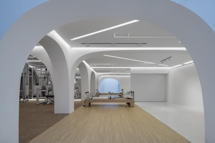 BIM建筑|健身女博主的私人工作室 / 大海小燕设计工作室