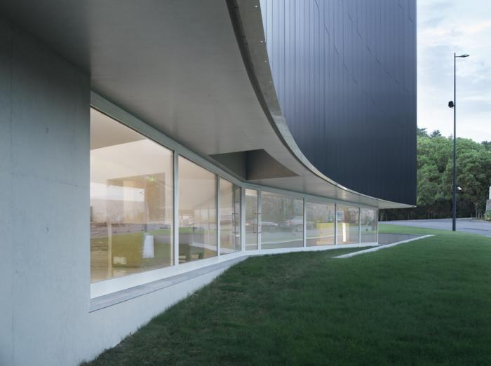 BIM建筑|华茂艺术教育博物馆 / 阿尔瓦罗·西扎 + 卡洛斯·卡斯塔涅拉