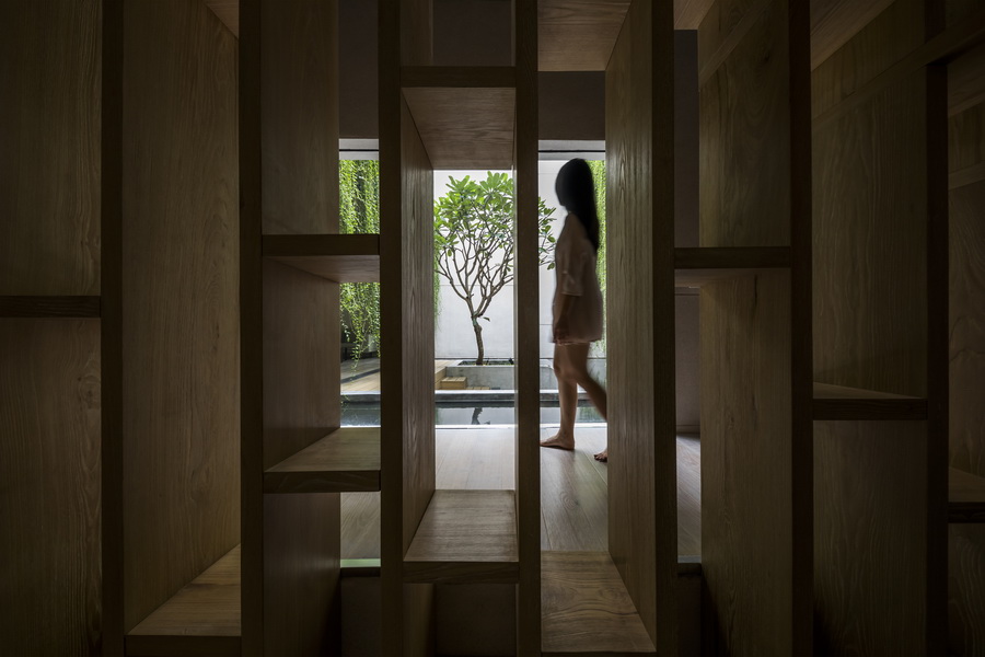 BIM建筑|越南Tan Dinh住宅，简居于“桥上” / MIA Design Studio