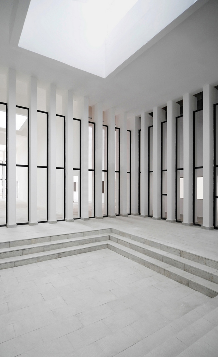 BIM建筑|黔南山地消防与应急救援训练中心 / 西线工作室