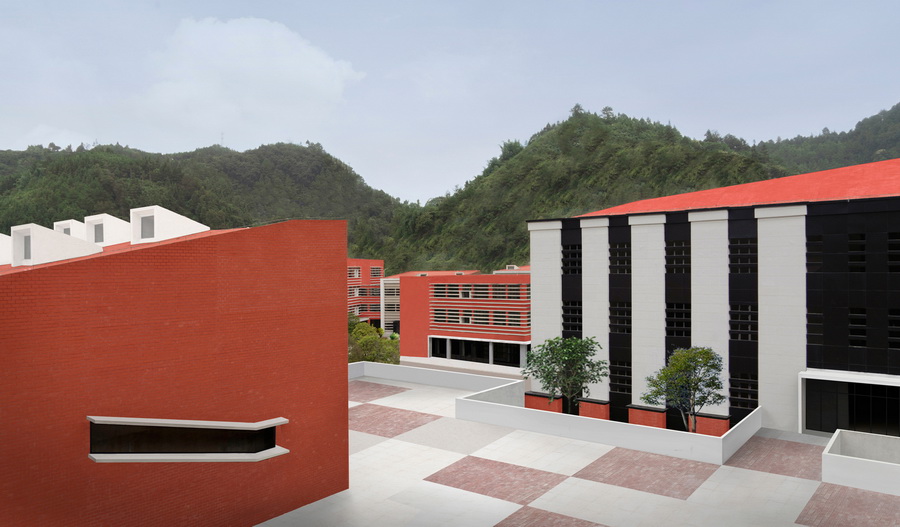 BIM建筑|黔南山地消防与应急救援训练中心 / 西线工作室