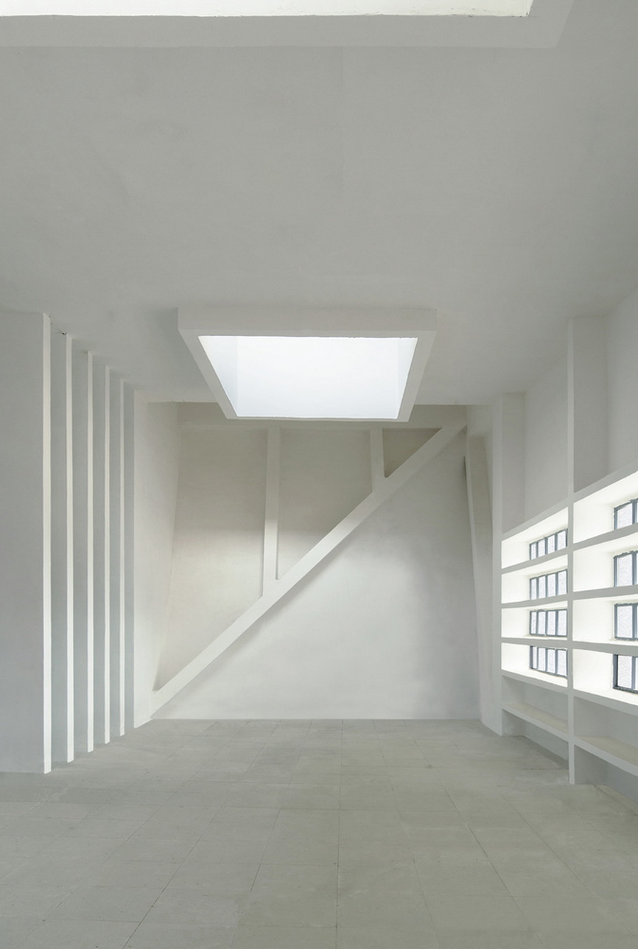 BIM建筑|黔南山地消防与应急救援训练中心 / 西线工作室