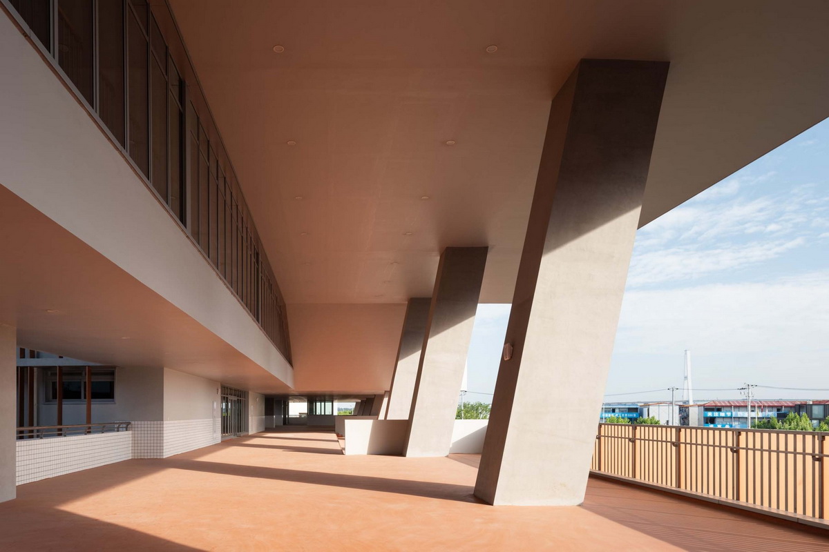 BIM建筑|华东师范大学第二附属中学前滩学校及冰厂田前滩幼儿园 / 致正建筑工作室+大正建筑事务所