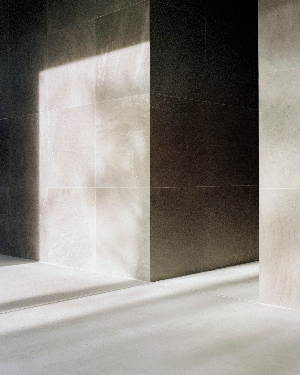 BIM建筑|荷兰受害者纪念堂“卢嫩馆”，消隐而平和 / KAAN Architecten