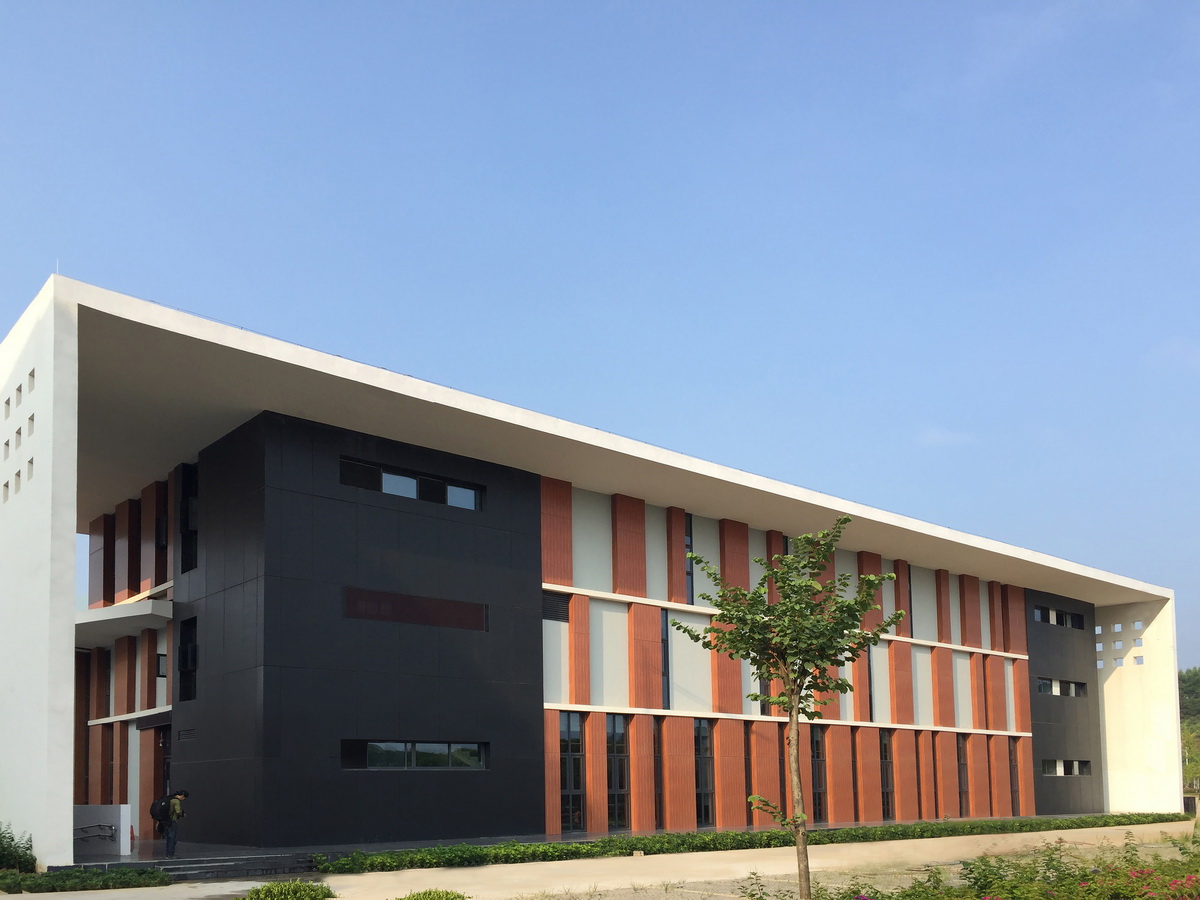 BIM建筑|广西贺州市.平桂档案馆——简洁至上 / 广西中盛建筑设计有限公司