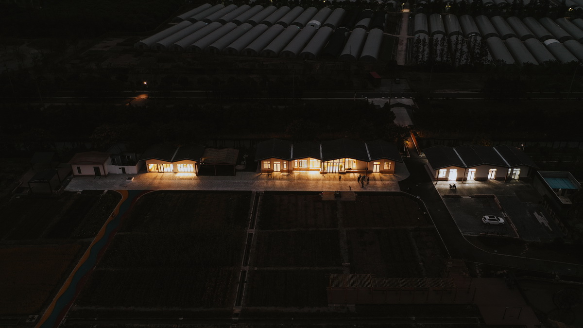 BIM建筑|粮田里的农具仓库改造——花红耕织馆 / 创霖-泽柏