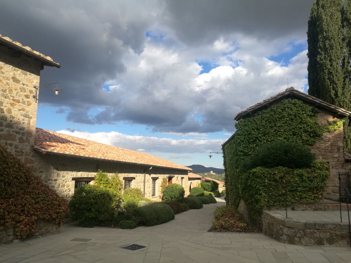 BIM建筑|“酒庄”注释——烽火台叙 / 平时建筑事务所