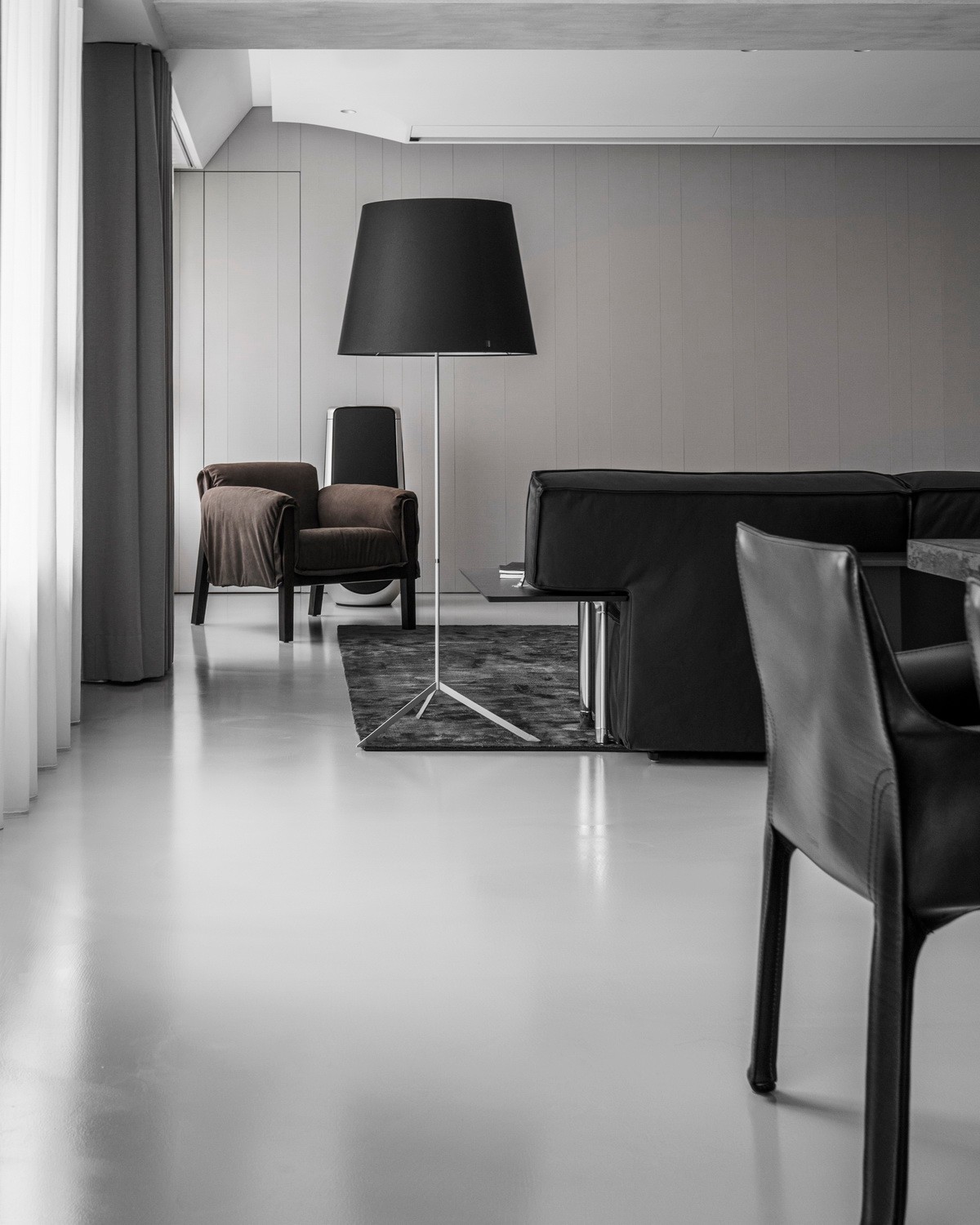 BIM建筑|墨片，纯粹轮廓的安静世界 / 水相设计