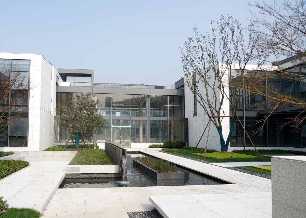 BIM建筑|钱湖02-3C地块项目 / 洪伟工作室