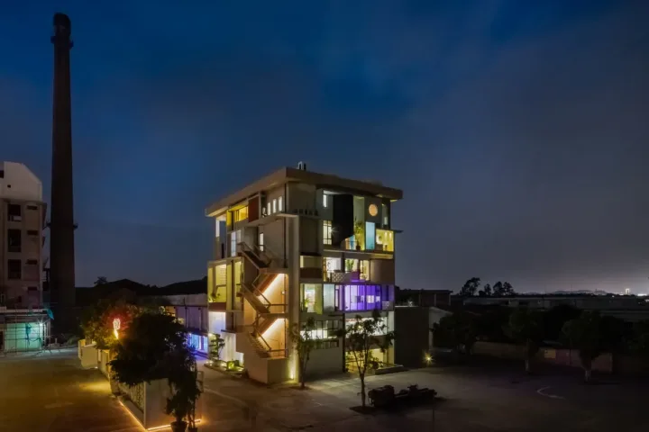 BIM建筑|紫泥十二门无界社区 / 扉建筑
