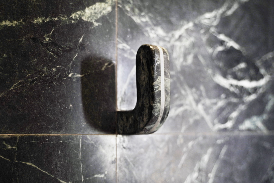 BIM建筑|光影之画——港丰发展总部 / 设计集人