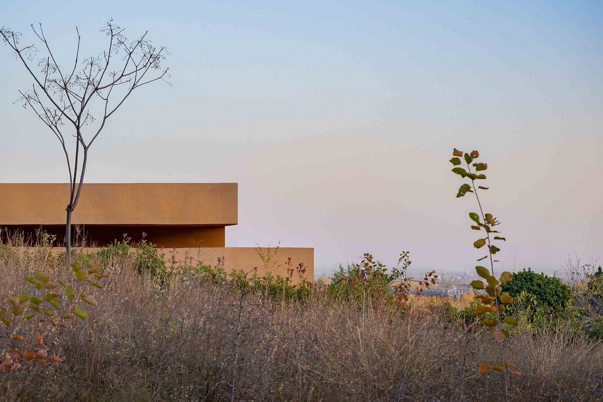 BIM建筑|龙山陵园小礼堂 / Studio 10