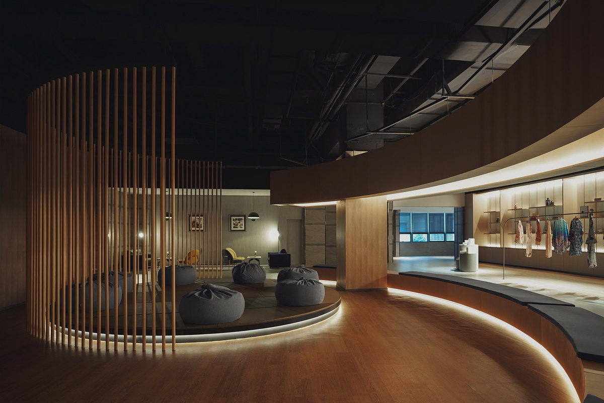 BIM建筑|水裹·汤泉 / 对角线设计