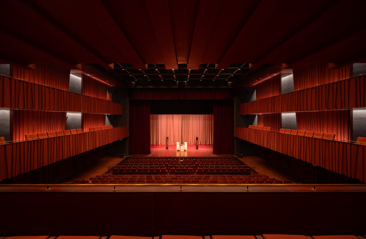 BIM建筑|苏州湾大剧院：太湖之畔的“飘带” / 克里斯蒂安·德·包赞巴克