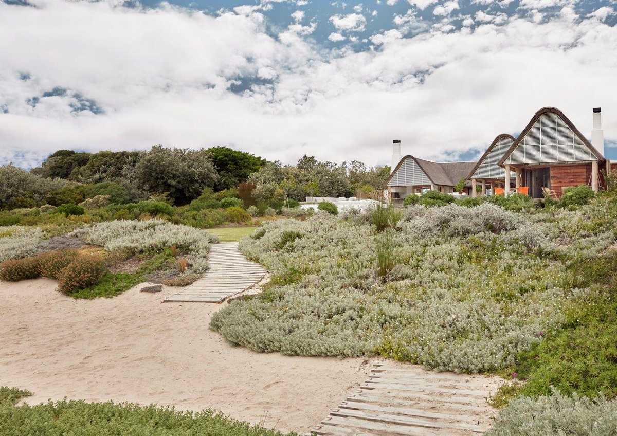 BIM建筑|南非乡村度假屋，乡土粗野主义 / Bert Pepler Architects