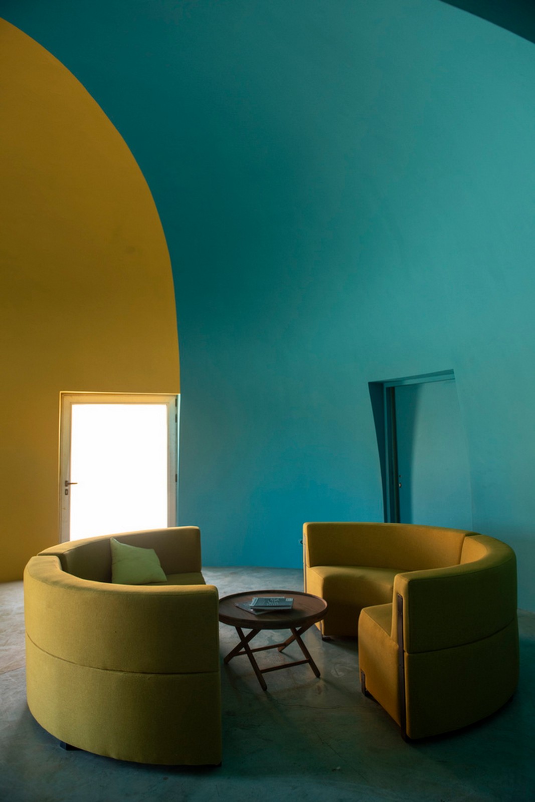 BIM建筑|霍尔木兹岛“存在感”系列：Majara居住区 / ZAV Architects