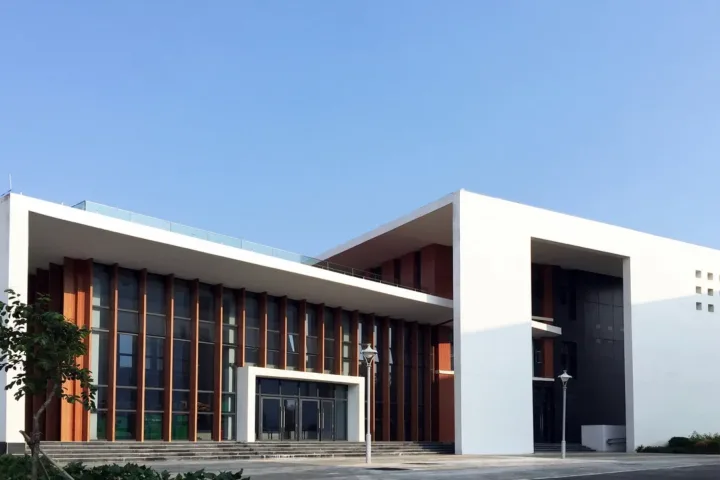 BIM建筑|广西贺州市.平桂档案馆——简洁至上 / 广西中盛建筑设计有限公司