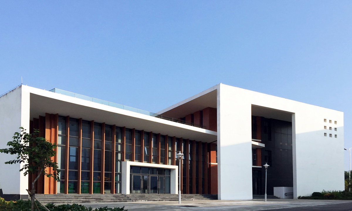 BIM建筑|广西贺州市.平桂档案馆——简洁至上 / 广西中盛建筑设计有限公司