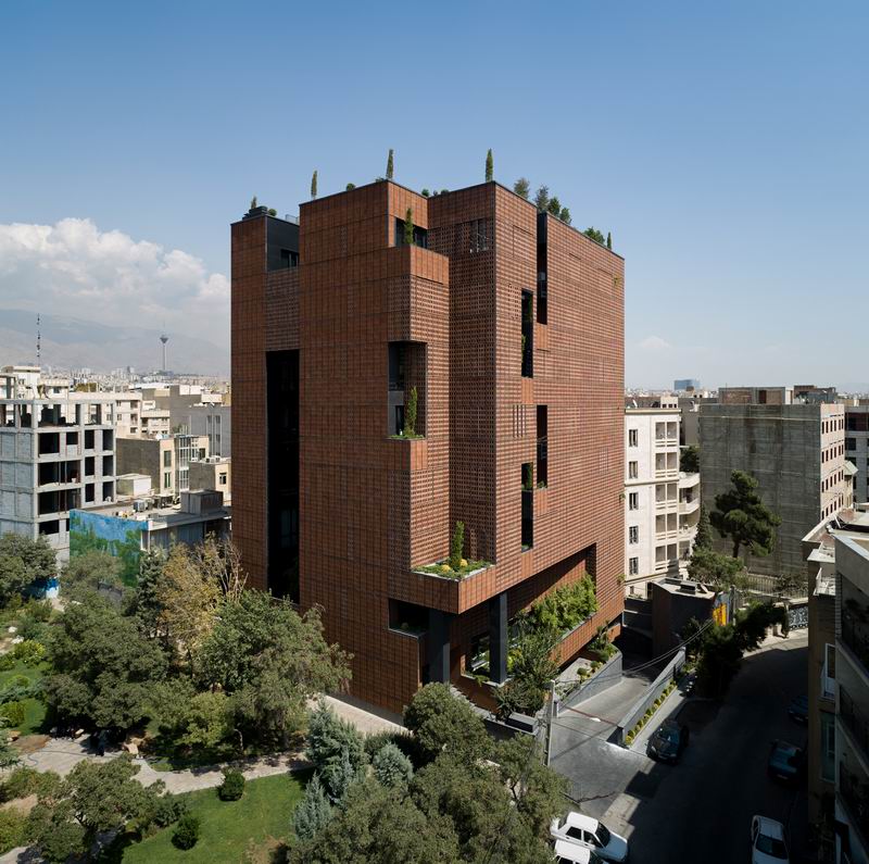 BIM建筑|砖石结构像素化装饰 | 谢里夫理工大学办公楼