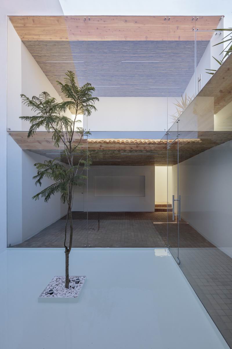 BIM建筑|旧建筑新改造 | 厄瓜多尔玻璃餐厅