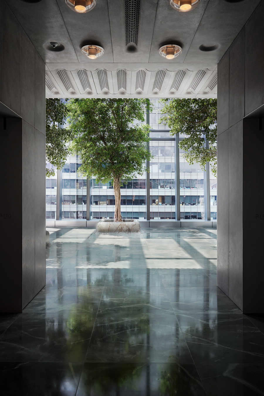 BIM建筑|光影之画——港丰发展总部 / 设计集人