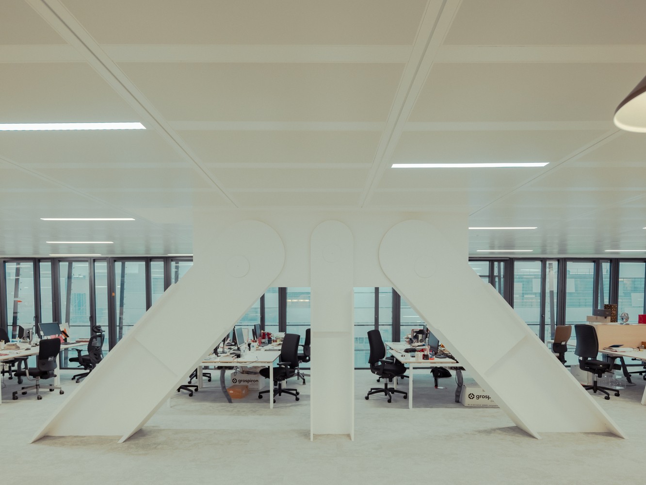 BIM建筑|挪威事务所Snøhetta将雪一般的建筑搬到了巴黎 | 世界报巴黎总部