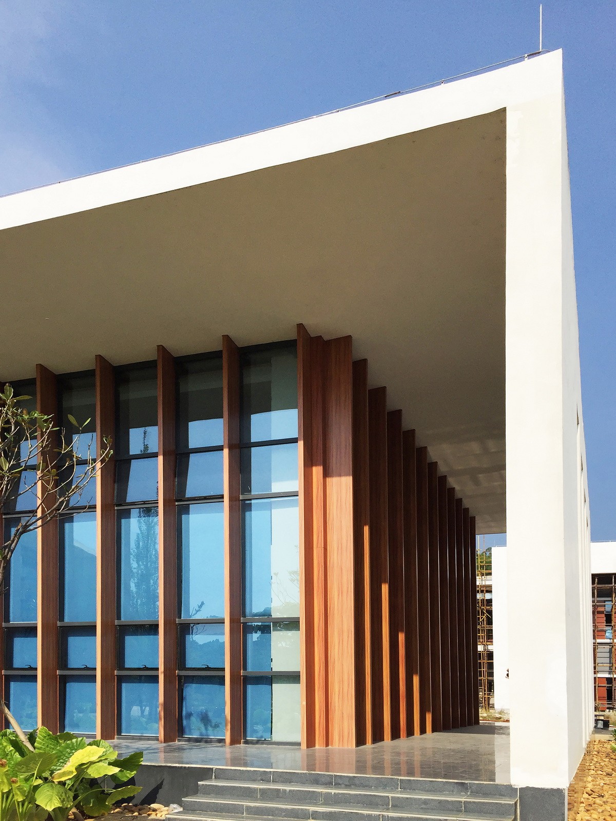 BIM建筑|广西贺州市.平桂档案馆——简洁至上 / 广西中盛建筑设计有限公司